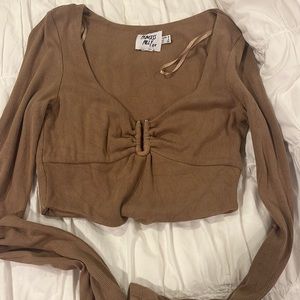 Princess Polly brown cropped long sleeve size 4